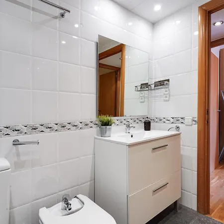 Cozy Flat In Poble Sec Barcelone