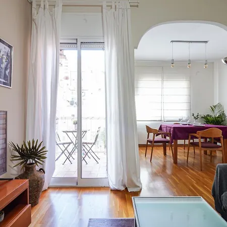 Lägenhet Cozy Flat In Poble Sec Barcelona